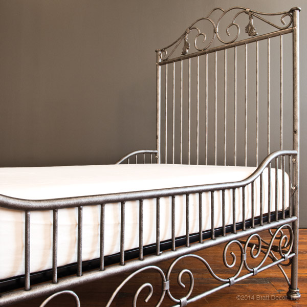 casablanca toddler bed kit pewter
