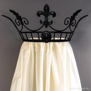 heirloom wall crown distressed black