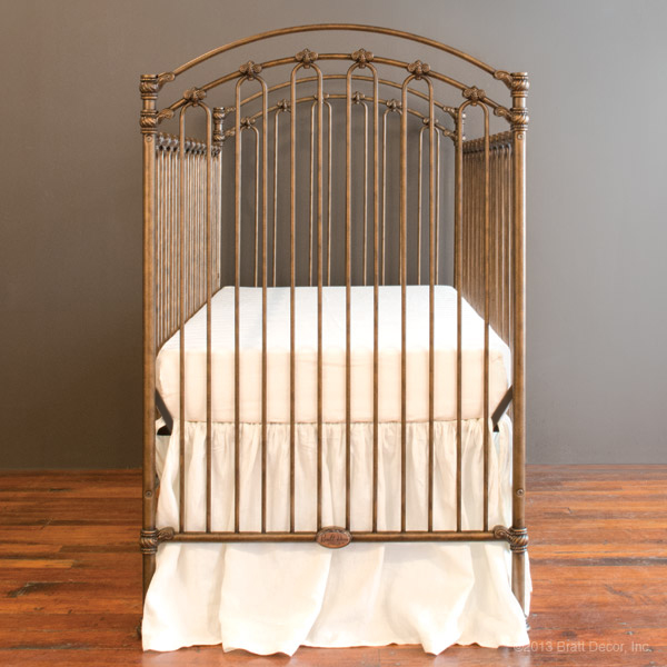 bratt decor crib