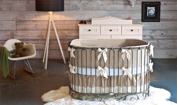 round crib for boy